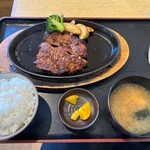 Mikawa Tonteki - 極みとんてき定食。