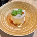 小料理 椿 - 周りにはトロけるチーズ、中は絶品