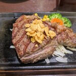 いきなりステーキ - リブロースミドル300gレア焼き3000円