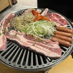 Yakiniku Kankokuryouri Yaku Yaku Shokudou - 