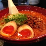 麺厨房 華燕 - 担々麺