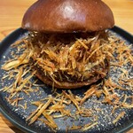 Gui's Burger - クリスピーポテト和牛バーガー（サステナブル和牛熟）シングル（１６００円）