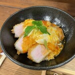 中村麺兵衛 - カツ丼