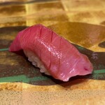 上野 寿司 祇園 - 本マグロの中トロ