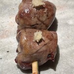 炭焼 おかげさん - 丹羽赤鶏はつ元包みはつ