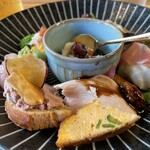 Dietro i tempi - いつものおいしいパテ