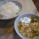 泰香園 - ライスとスープ