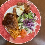 津の田ミート つかしん店 - 