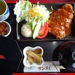 サンスイ - 日替わり定食(ﾄﾝｶﾂ定食)