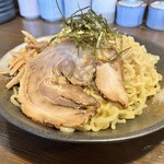 麺や天鳳 - 大きなチャーシュー