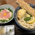 難波千日前 釜たけうどん - 