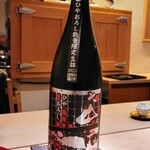 寿し道 桜田 - 大山特別純米ひやおろしさんまラベル
           酒米は出羽の里、60%精米、山形県