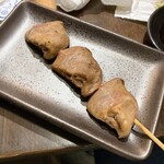 三酉屋 - はつ塩176円