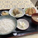 高橋食堂 - 日替わり定食900円