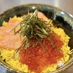 鎌倉食堂 - イクラとサーモン