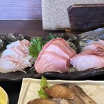 大垣お魚市場 - お刺身(メダイ、天然ぶり、スズキ)