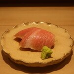 鮨 しみづ - 30日間熟成 北海道戸井産本鮪大トロ