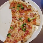 モダンパスタ - お気に入りでした。普段慣れ親しんだ、ピザといえばのトッピング。