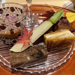 銀座 しのはら - 堀川牛蒡　庄内麩チーズ挟み　青首大根の漬物