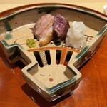 銀座 しのはら - 青首鴨(右)と近江鴨(左)の食べ比べ