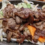 やよい軒 - 薄いかたい肉しか感じませんでした