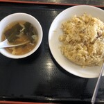 中華酒坊 王記餃子 - 王記チャーハンとスープの全容