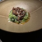 GapricE - イタリアの郷土料理、仔牛の骨付きすね肉をブイヨン、香味野菜などと一緒に煮込んだオッソブーコ、柔らかく美味