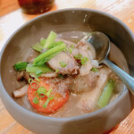 フランス惣菜と串カツ マルブラード - 牛テールスープ