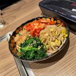 和牛焼肉鎌倉 肉と日本酒 - 