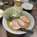 Yokohama Iekei Ramen Samurai - 