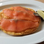 Sheridan - 奶油奶酪烟熏三文鱼煎蛋卷