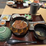 函館国際ホテル - 鰻ひつまぶし。ウニ、いくら、いかの海鮮付き