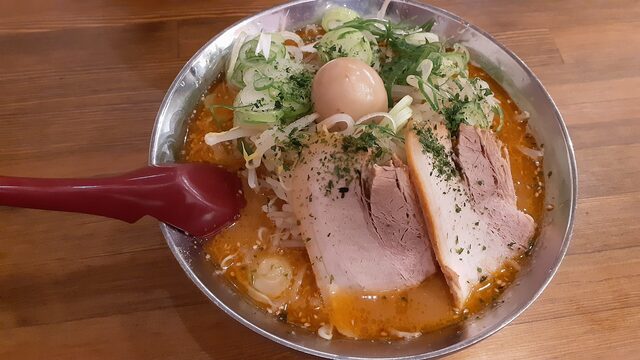 初志 麺屋 居間人 - 東金井（ラーメン）の写真