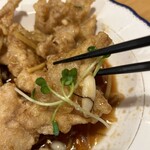 四川料理 川福 - 薬味をのせて