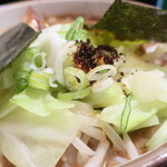 麺家 うえだ - キャベツ＆もやし等