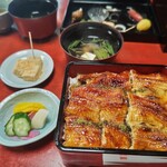 Hakusuien - 裂いてから４０分ほどして出来上がった鰻重！　お値打ち？　いや！