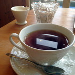 フィーユ - ディンブラという紅茶590円