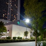 YUKI'S DINING - 道路の反対側は東京ドームホテル