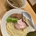 蕾 - 濃厚煮干しつけ麺(^^)