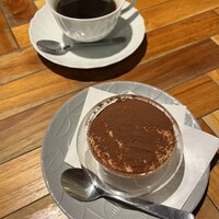 Seafood bar Ermitage 横浜鶴屋町店 -  Seafood bar Ermitage 横浜鶴屋町店 -