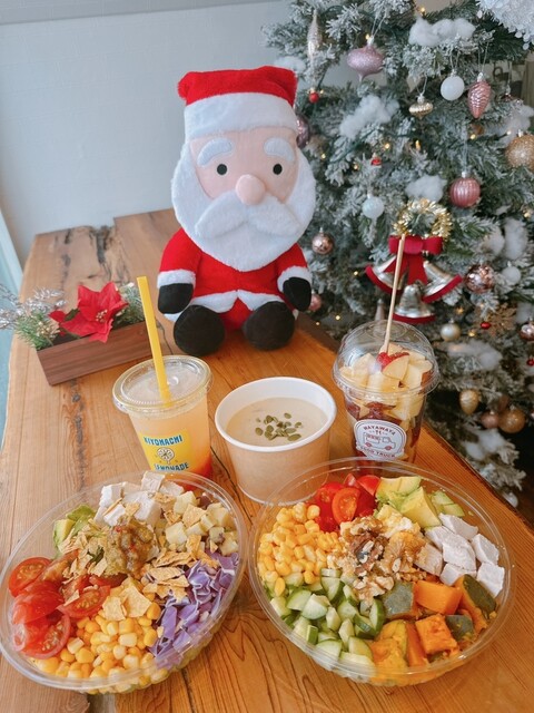 よっちゃん　クリスマス ディナープレート 27cm 8枚セット よっちゃん クリスマス ディナープレート 27cm 8枚セット 食器