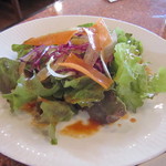 焼肉 東京山 - ランチのサラダ