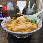 Menya Aoyama - 食べる目線