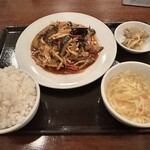 紅虎餃子房 - なす豚肉ピリ辛炒め、定食セット
