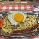 スパゲッティーのパンチョ - 白ナポリタン並盛り（400g）