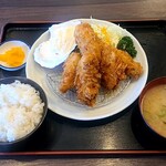 海鮮亭 高はし - 名物カキフライ定食1580円