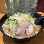 横浜ラーメン てっぺん家 - 