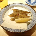 Kiduna Sushi - メヒカリから揚げ