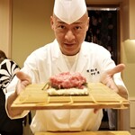 鮨 やすみつ - 鮪と海ぶどうの巻物