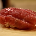 鮨 やすみつ - 大間 赤身漬け